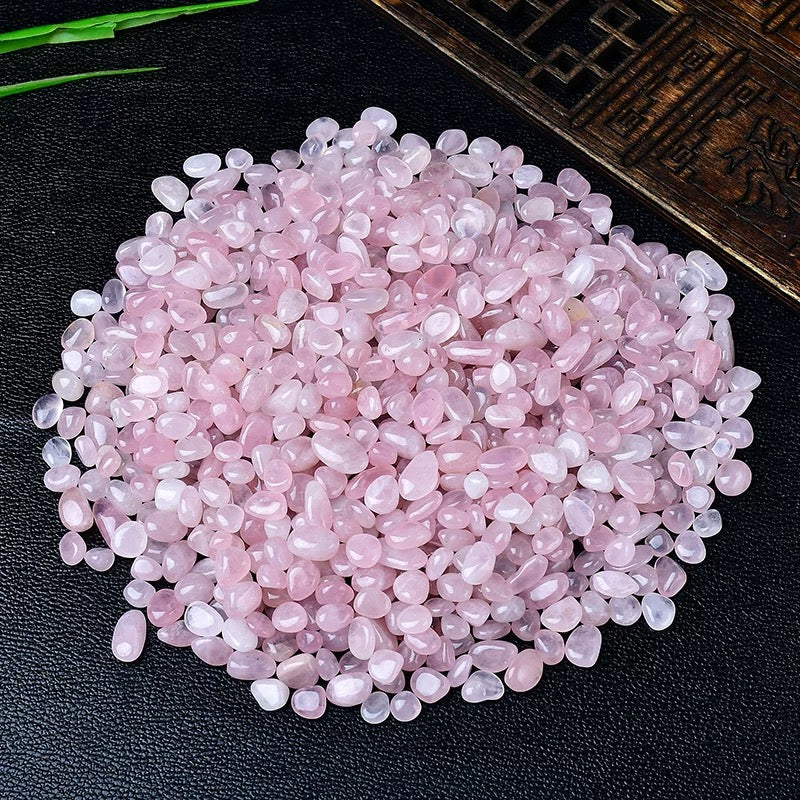 Rose quartz chip stone 20$/kg