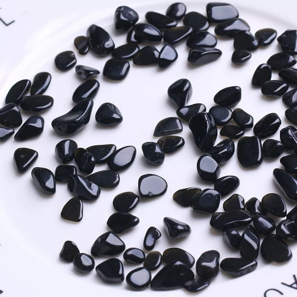 Black obsidian chip stone 15$/kg