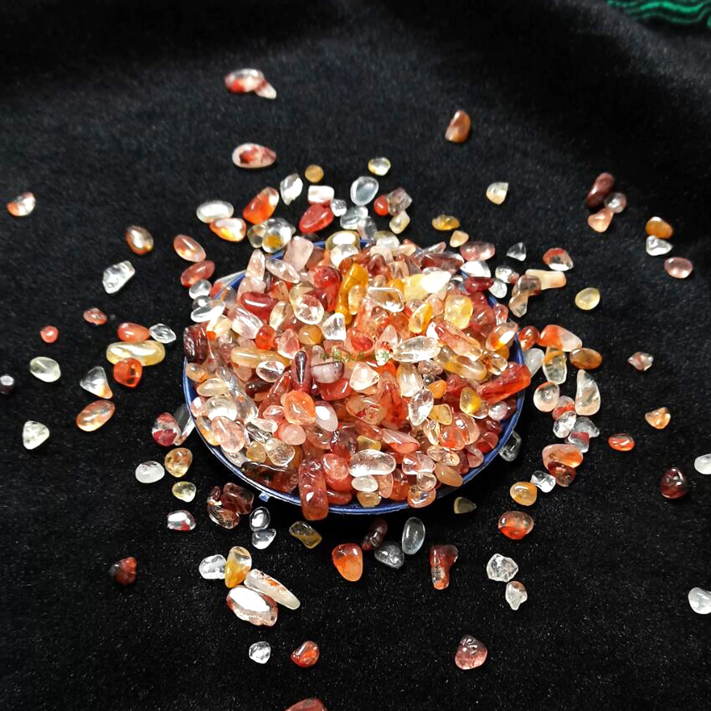 Red fire quartz chip stone 35$/kg