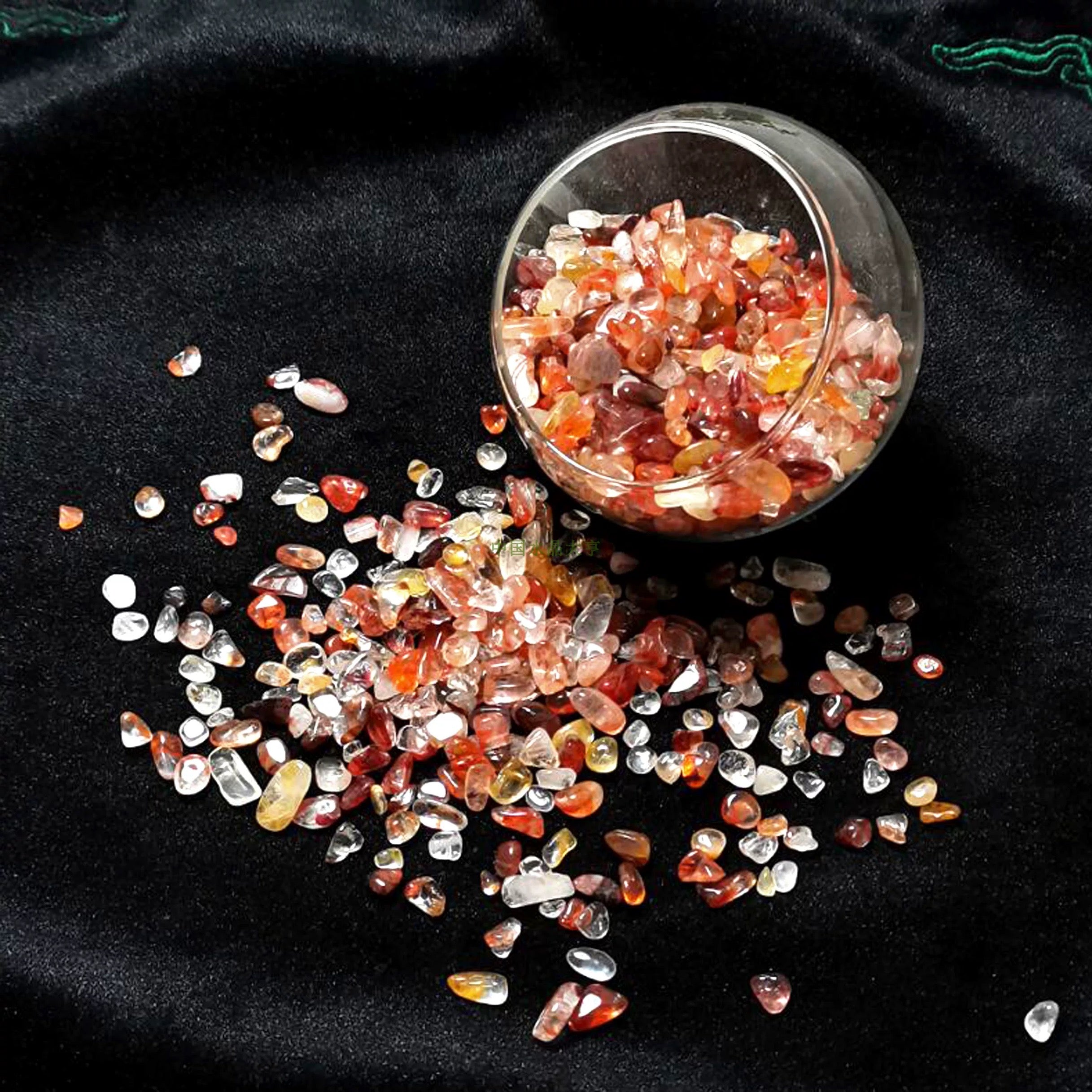 Red fire quartz chip stone 35$/kg