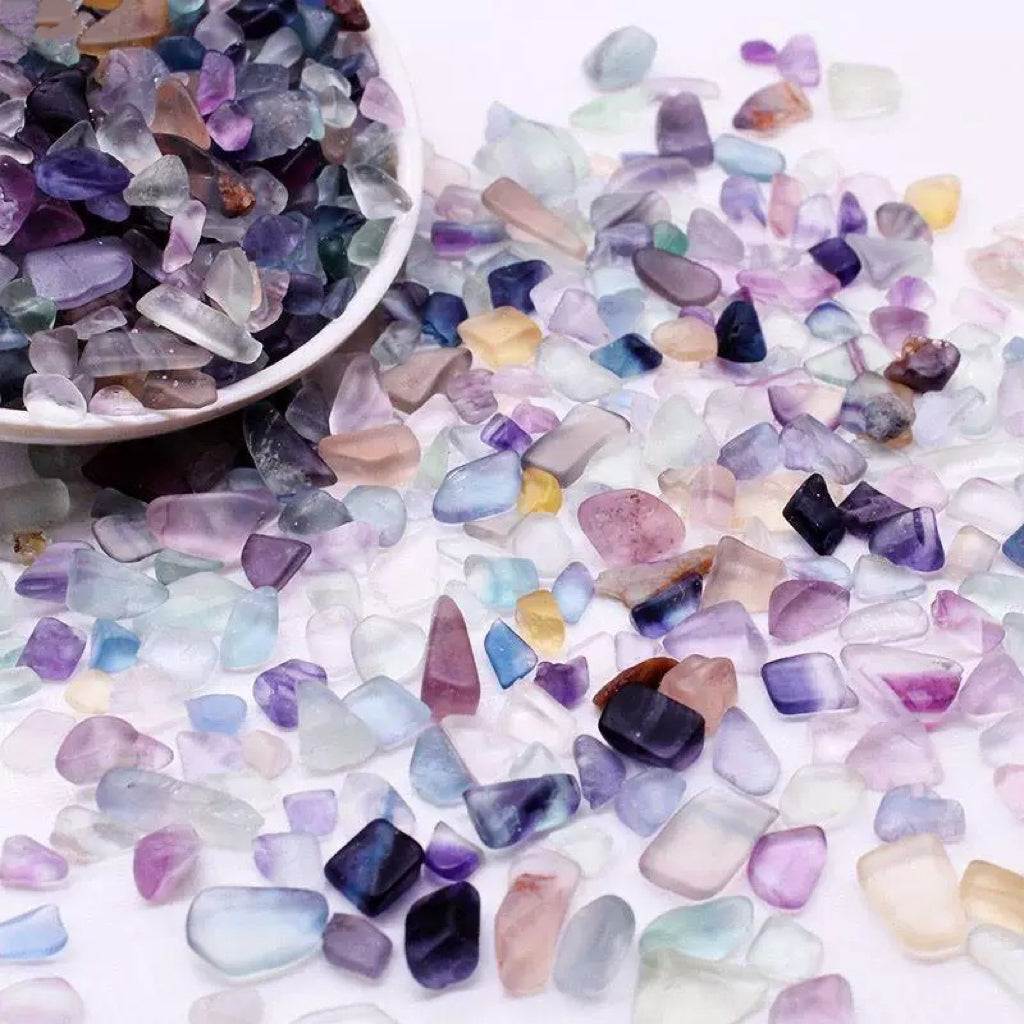 Rainbow fluorite chip stone 30$/kg