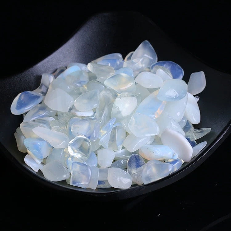 Opal chip stone