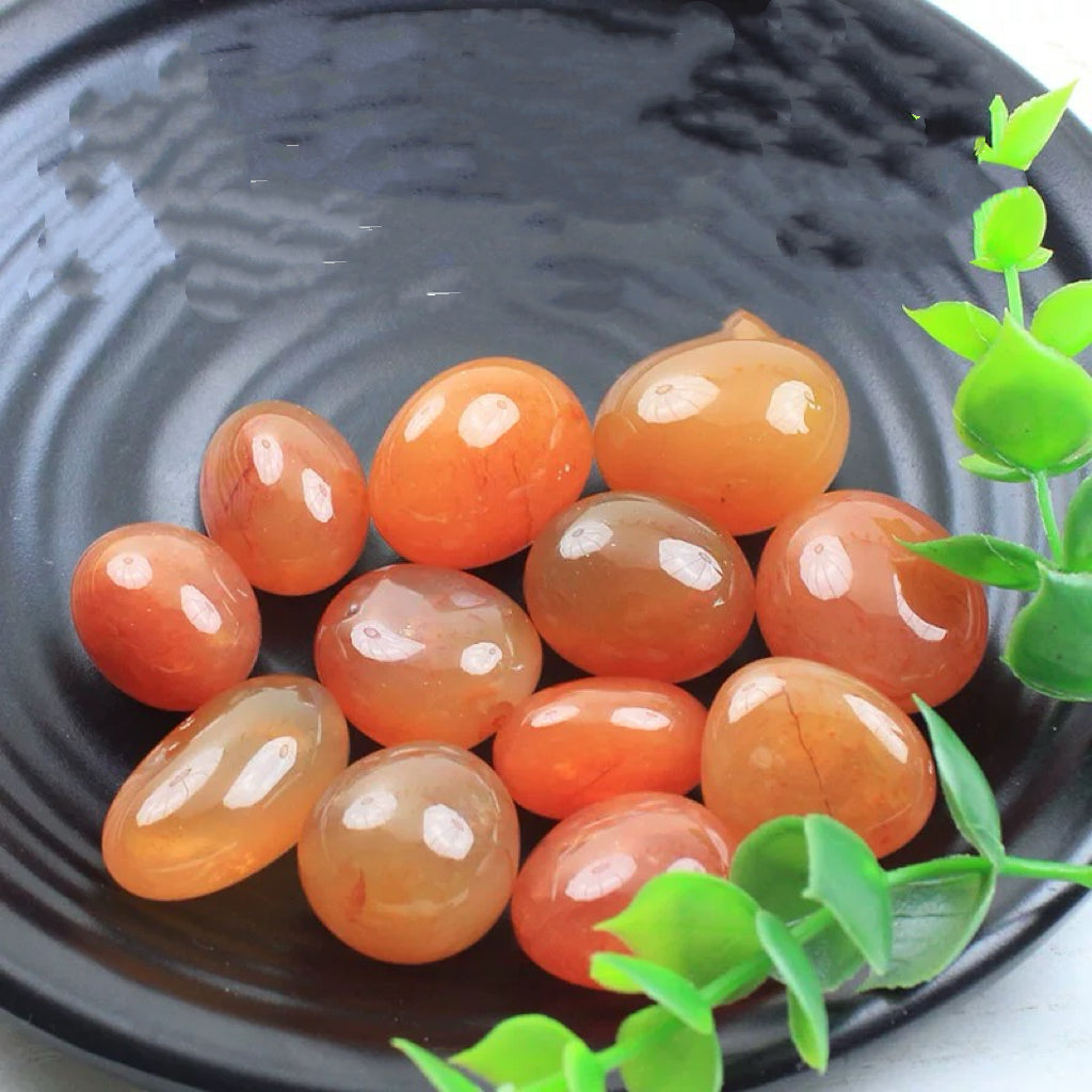 Red agate palm stone 30$/kg