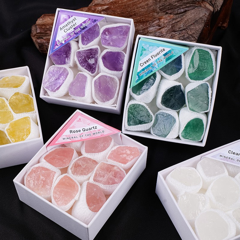 Raw mineral gift box