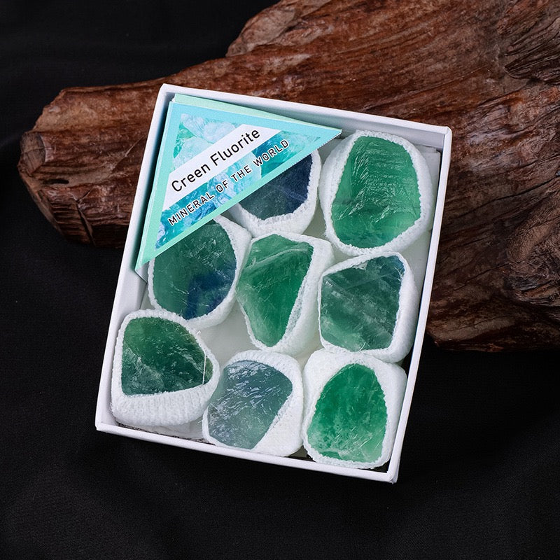 Raw mineral gift box