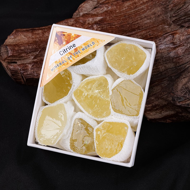 Raw mineral gift box